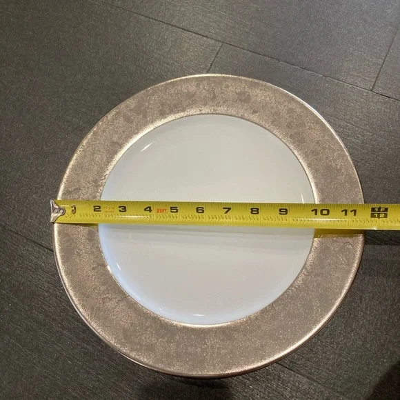 2 Philippe Deshoulieres Porcelaine de Limoges Plates - Picture 5 of 5